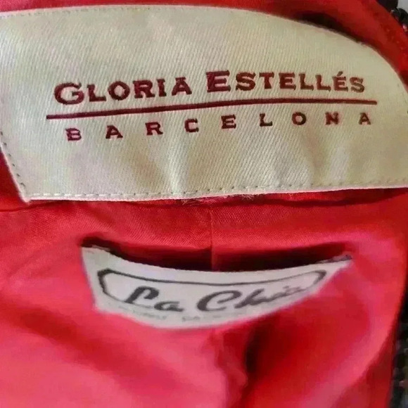 GLORIA ESTELLES BARCELONA designer wool jacket. Red/white/black. Size medium. - Picture 11 of 15